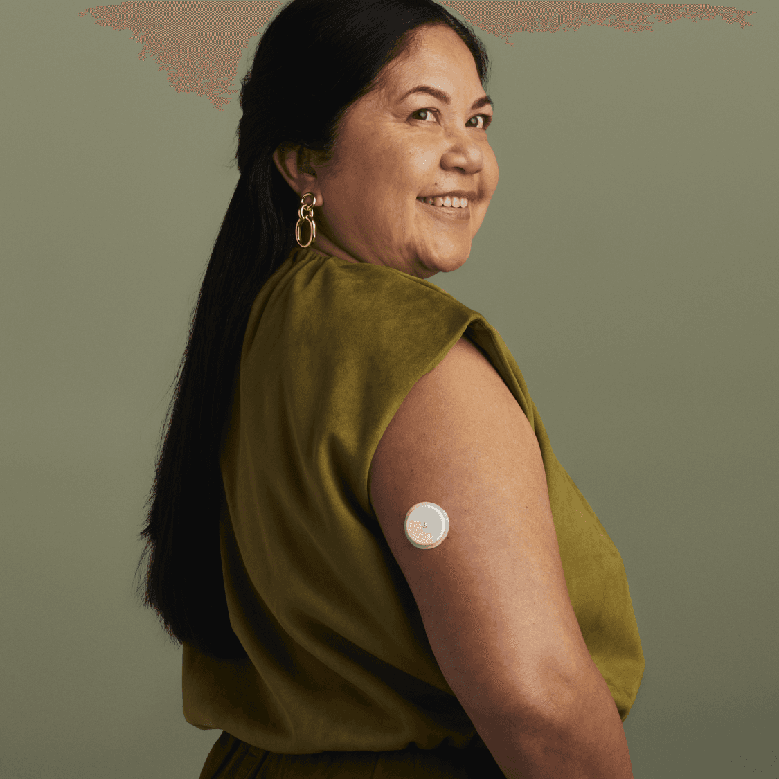 Woman wearing a CGM