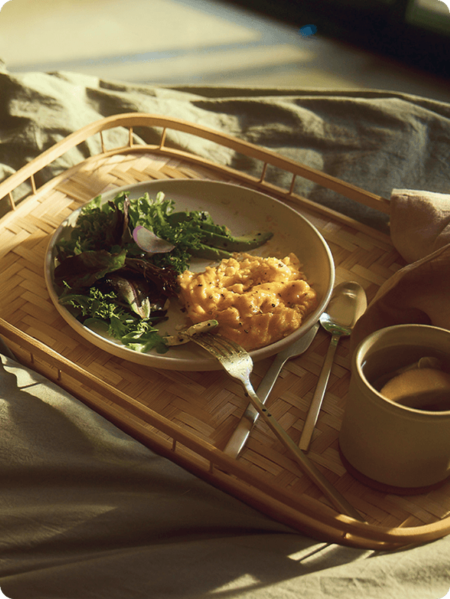 A plate of breakfast food